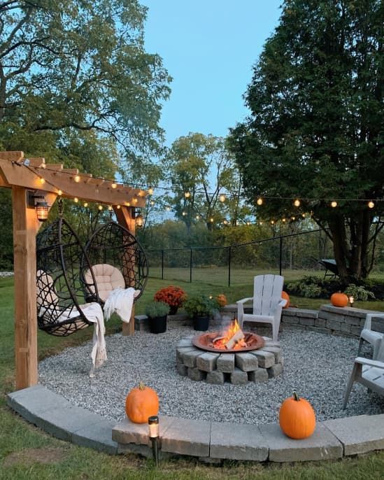 Backyard Design Tips for Creating the
Ultimate Outdoor Oasis