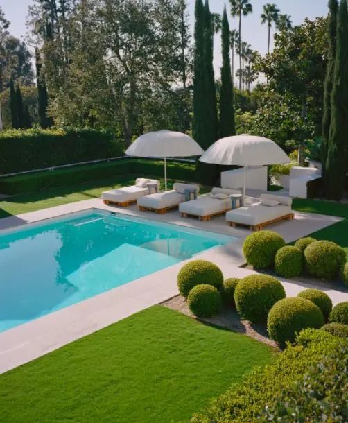 Beautiful Backyard Design Ideas With Pool
for Your Outdoor Oasis