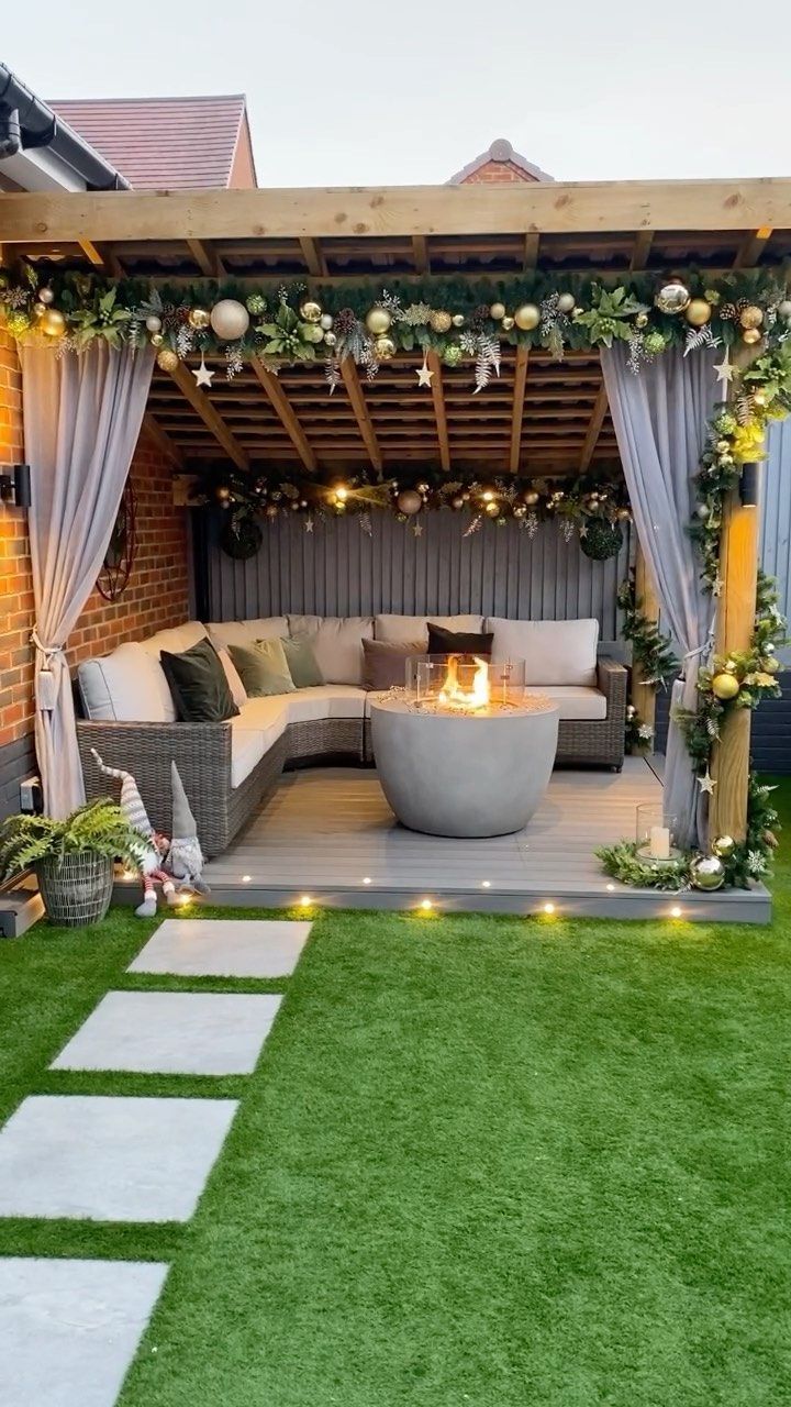 Budget-Friendly Ideas for Transforming
Your Backyard Design