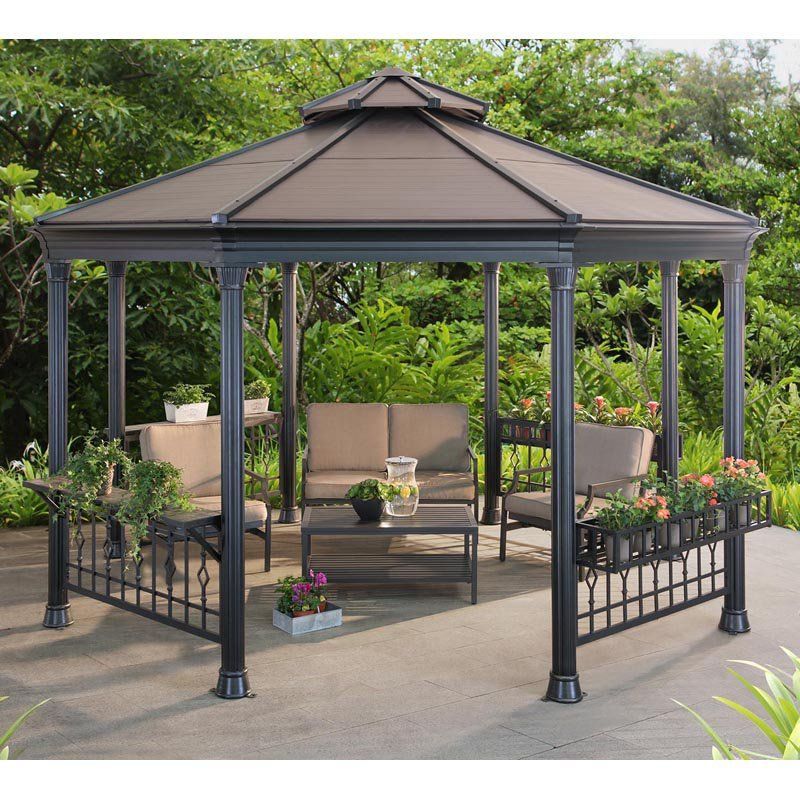 Creative Gazebo Ideas to Transform Your
Backyard