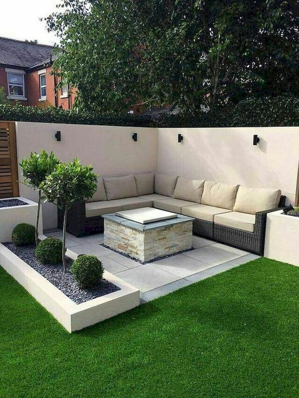 Creative Small Backyard Ideas for
Maximizing Your Outdoor Space