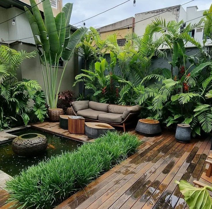 Creative and Unconventional Backyard
Designs to Transform Your Outdoor Space