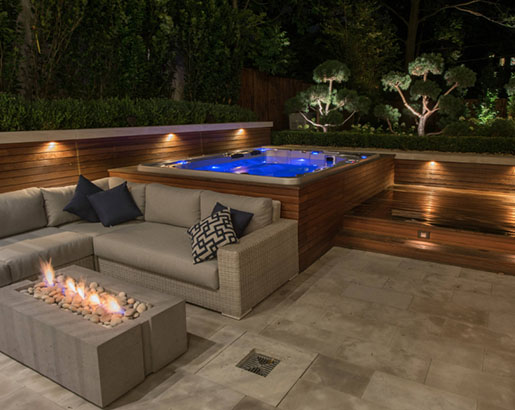 Dreamy Hot Tub Ideas for Your Backyard
Oasis