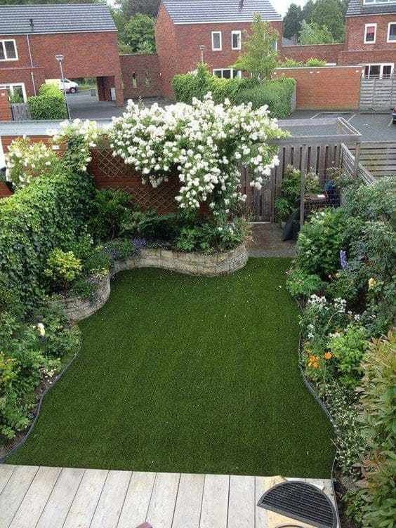 Stunning Backyard Design Layout Ideas to
Transform Your Outdoor Space