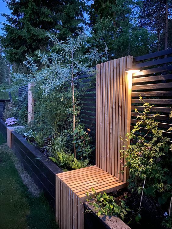 Stunning Backyard Fence Design Ideas to
Transform Your Outdoor Space