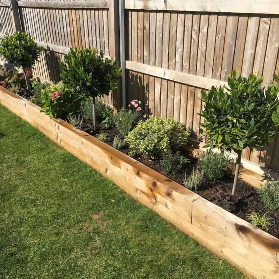 Transform Your Outdoor Space: Backyard
Garden Fence Design Ideas