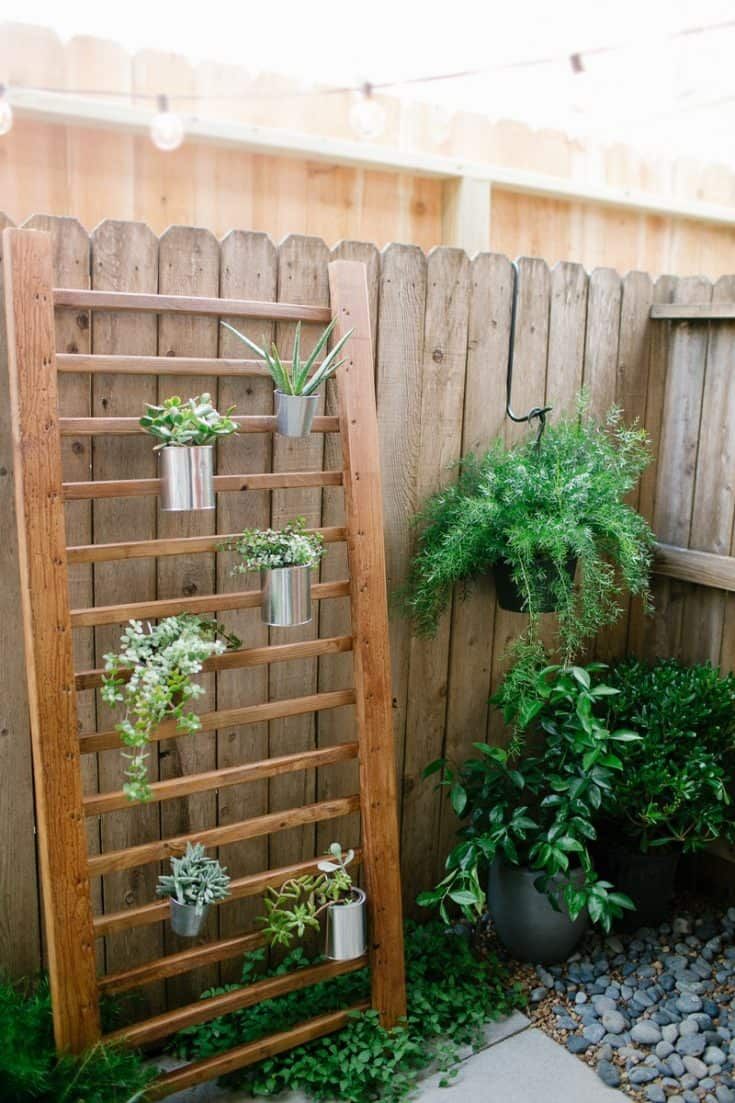 Creative Backyard Decorating Ideas to
Transform Your Outdoor Space