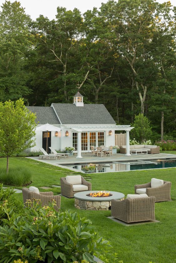 Creating Your Dream Backyard: Tips for
Designing Your Outdoor Oasis