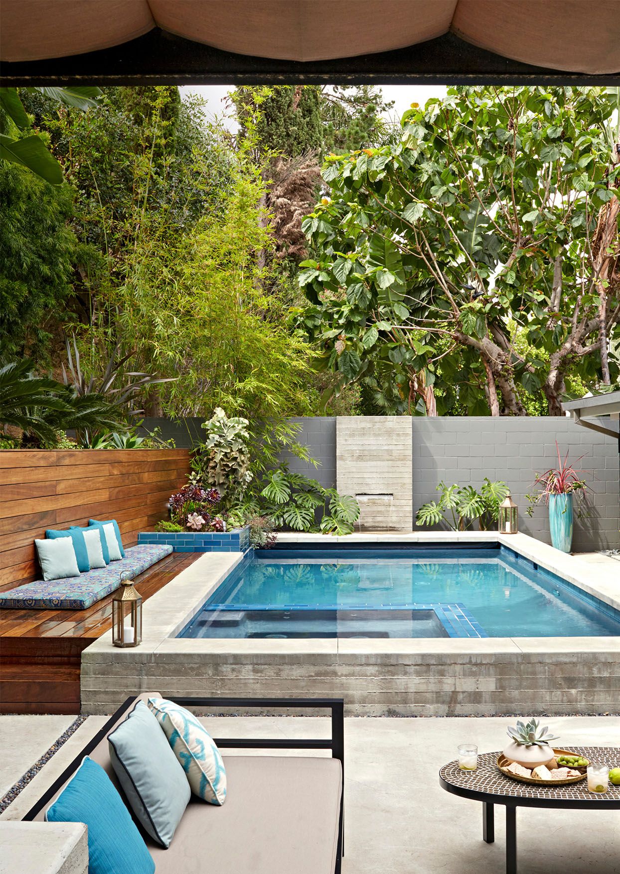 Making a Splash: The Rise of Small
Backyard Pools