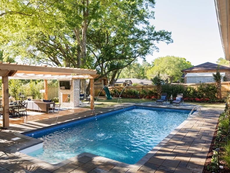 The Ultimate Guide to Creating the
Perfect Backyard Pool Oasis