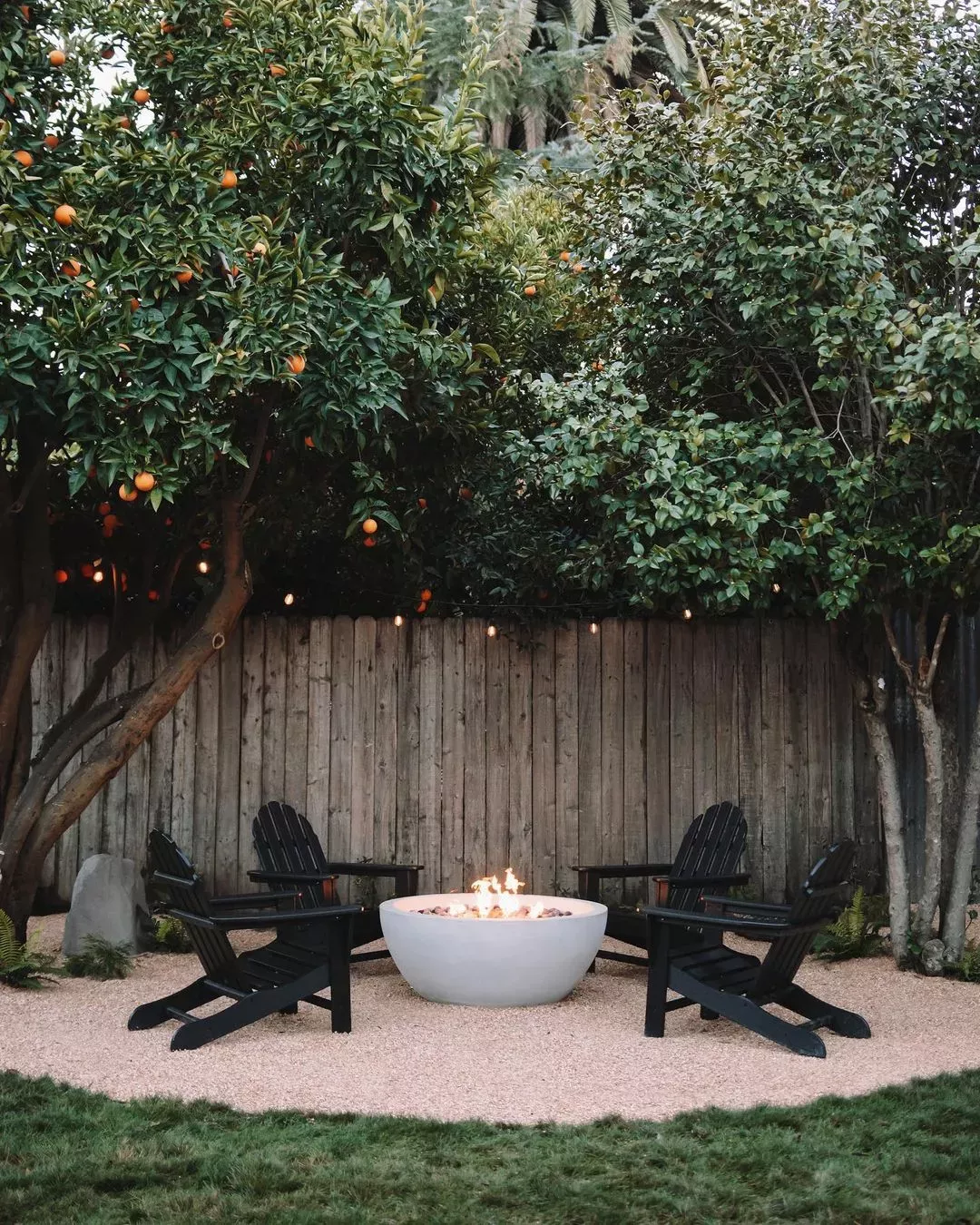 Creative Backyard Fire Pit Ideas to
Enhance Your Outdoor Space