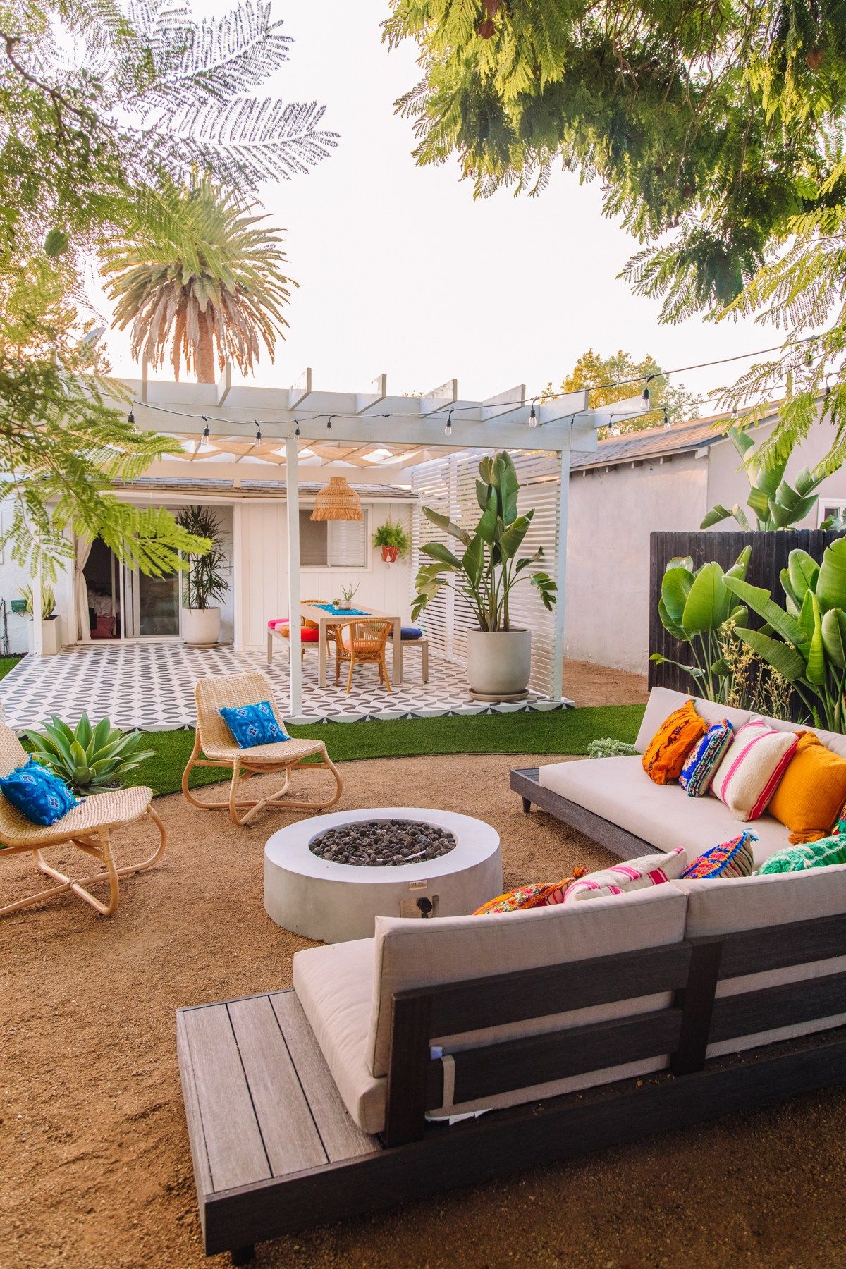 Transform Your Outdoor Space with a
Stunning Backyard Patio Design