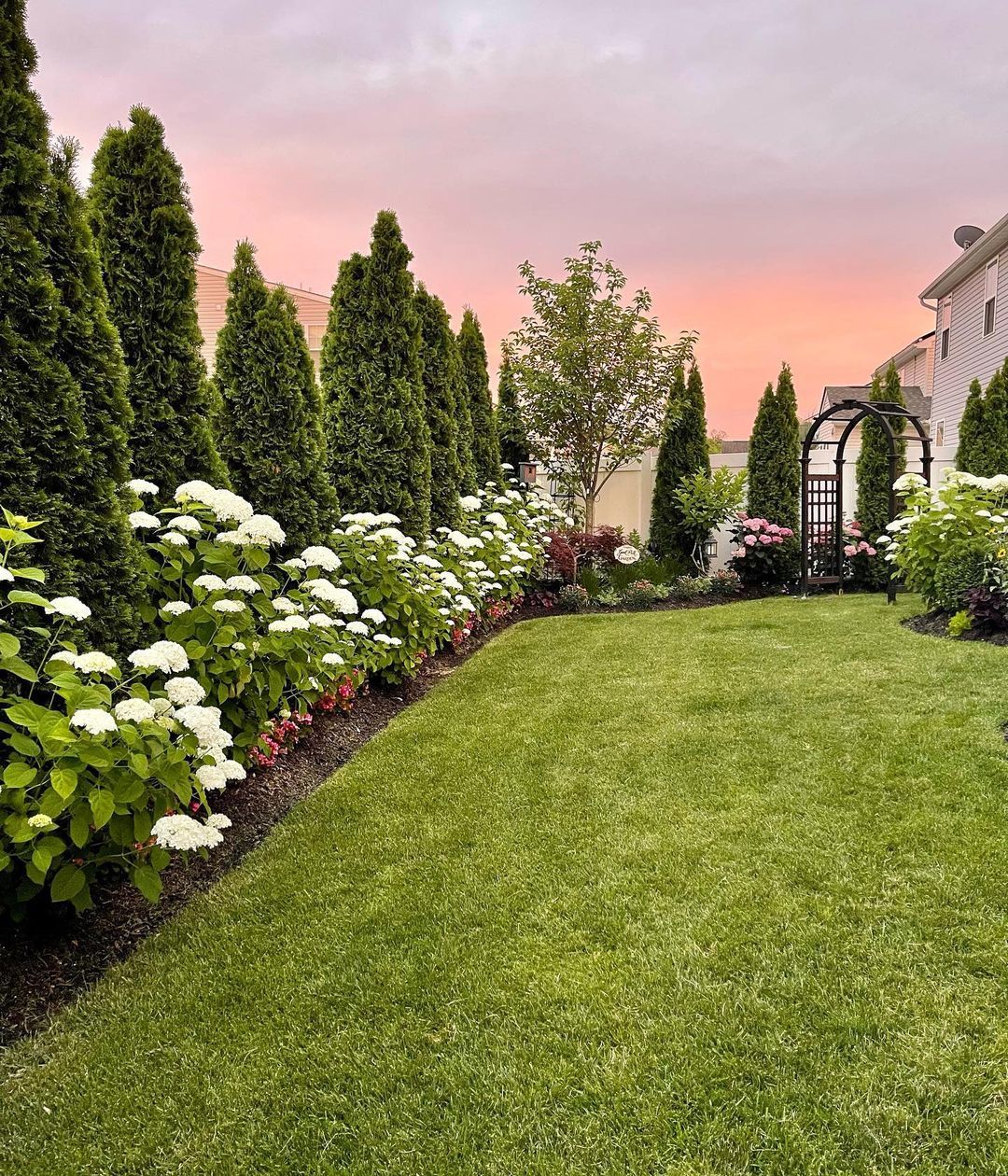 The Art of Creating Stunning Backyard
Landscapes: Landscape Design Ideas for Your Outdoor Space