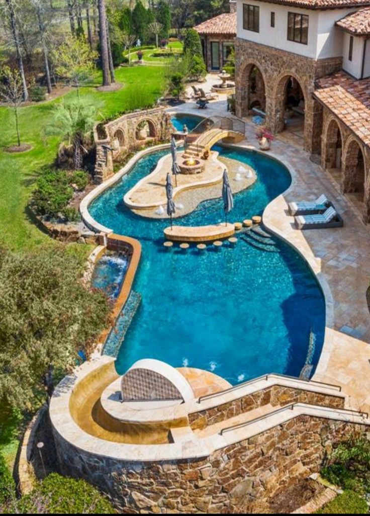 The Ultimate Guide to Creating a Stunning
Swimming Pool Backyard