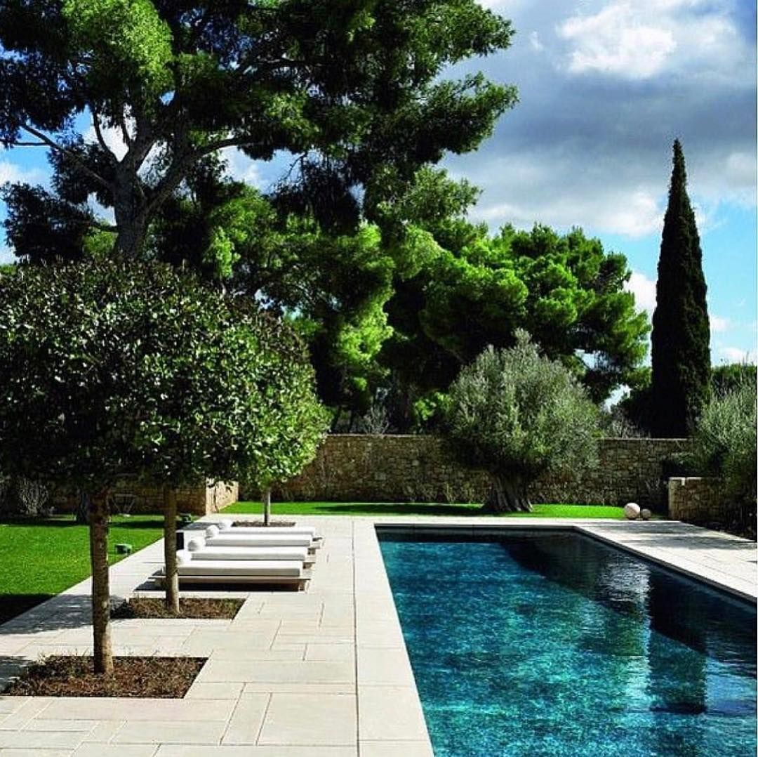 Stunning Backyard Pool Design Ideas to
Transform Your Outdoor Space