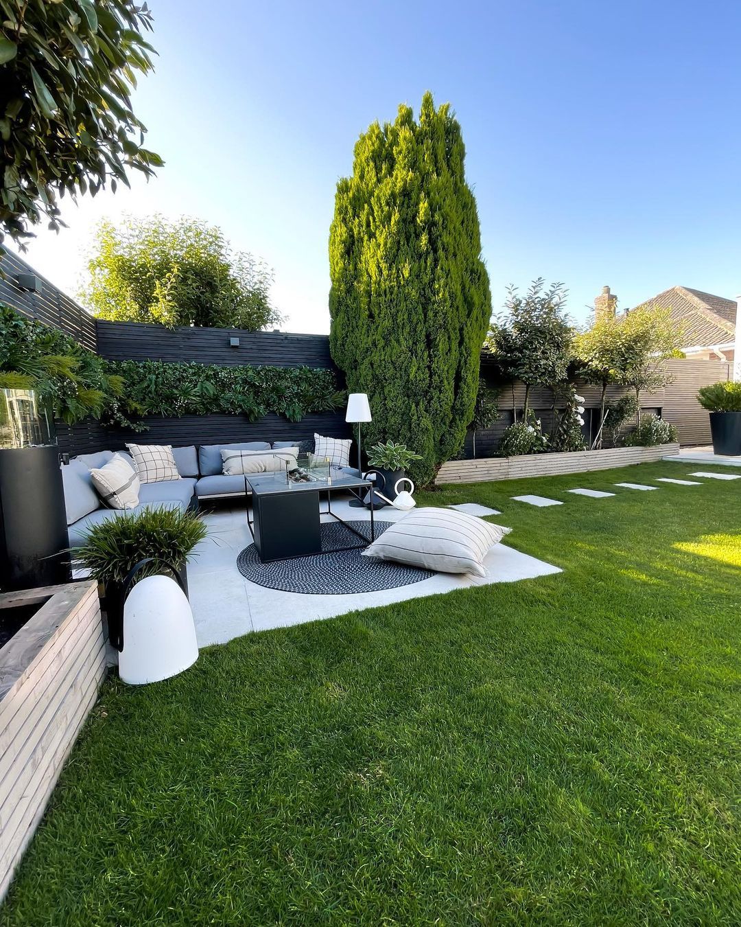 Transform Your Outdoor Space: Creative
Backyard Design Ideas for Stunning Landscaping