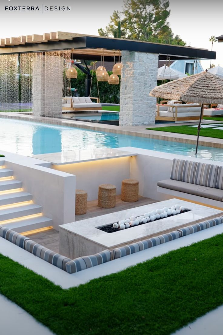 Stunning Backyard Pool Design Ideas to
Transform Your Outdoor Space