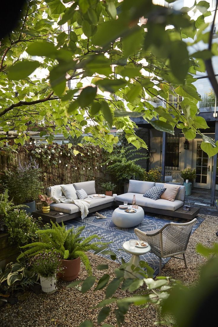 Unique Backyard Design Ideas to Transform
Your Outdoor Space