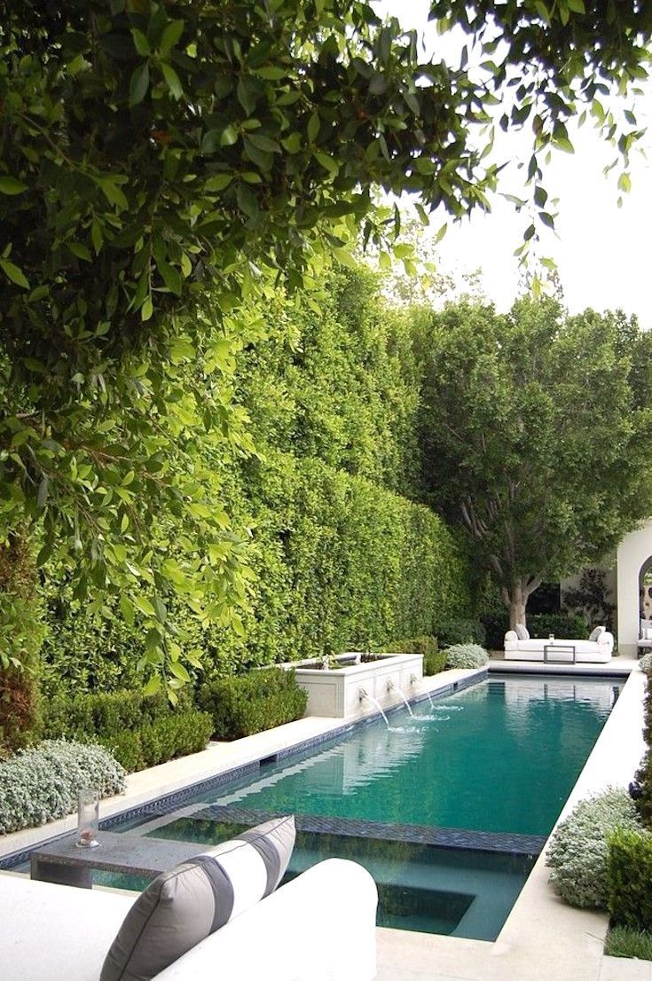 Stunning Backyard Design Ideas for Your
Pool Oasis