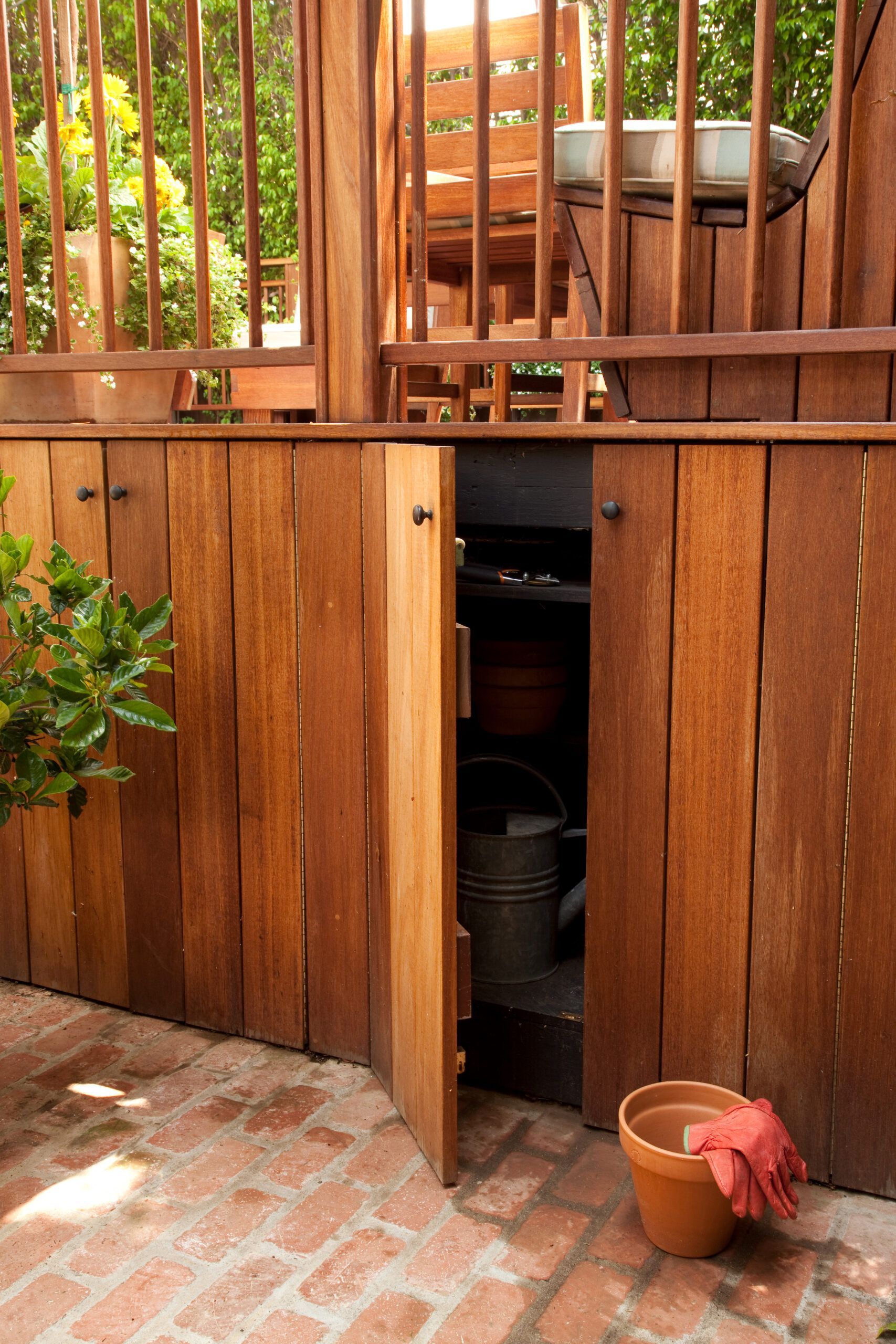 5 Creative Ideas for Maximizing Space:
Backyard Design Under Your Deck