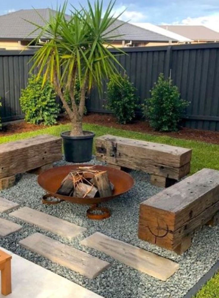 Stunning Backyard Fire Pit Designs to
Elevate Your Outdoor Space