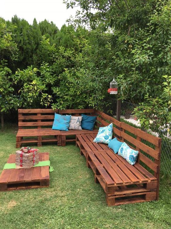 Budget-Friendly Backyard Makeover: Cheap
Ideas for Transforming Your Outdoor Space