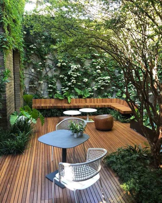 Creating Your Ultimate Outdoor Oasis:
Backyard Design Ideas Featuring a Deck