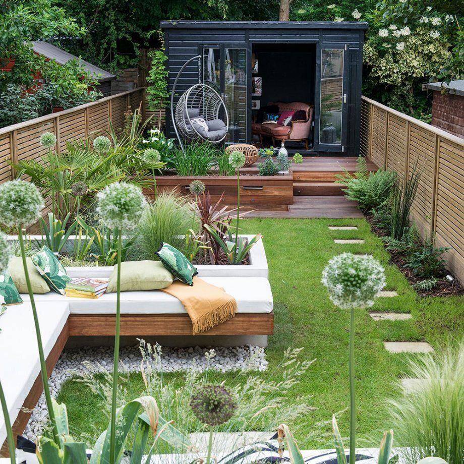 Creating a Beautiful Backyard Oasis on a
Budget: Tips for Budget-Friendly Backyard Design