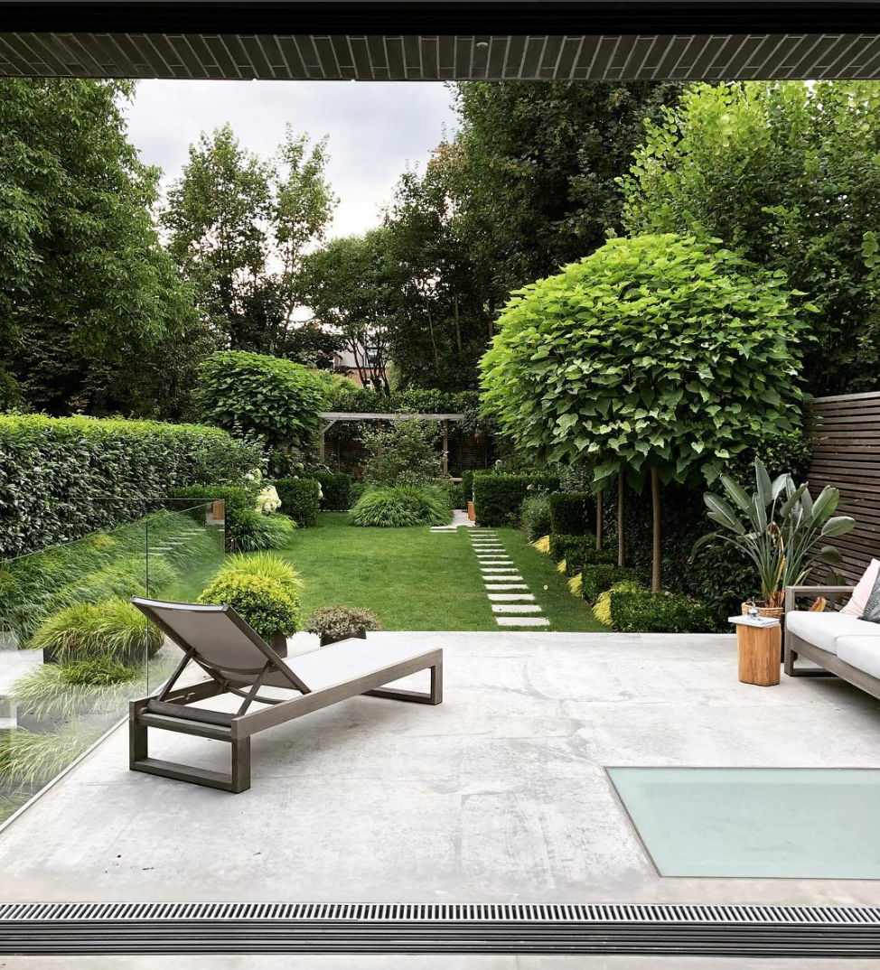 Creating a Minimalist Oasis: Tips for
Designing a Stylish Backyard