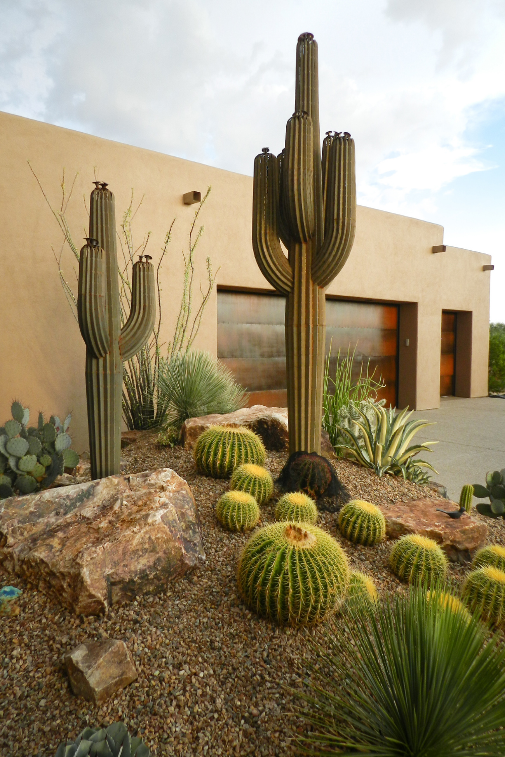 Creating a Oasis: Backyard Design Tips
for Desert Landscapes