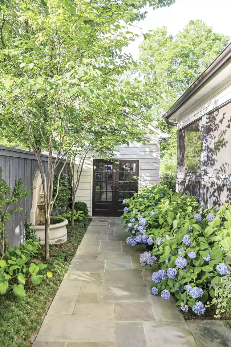 Creating a Tranquil Escape: How to Design
a Small Backyard Oasis