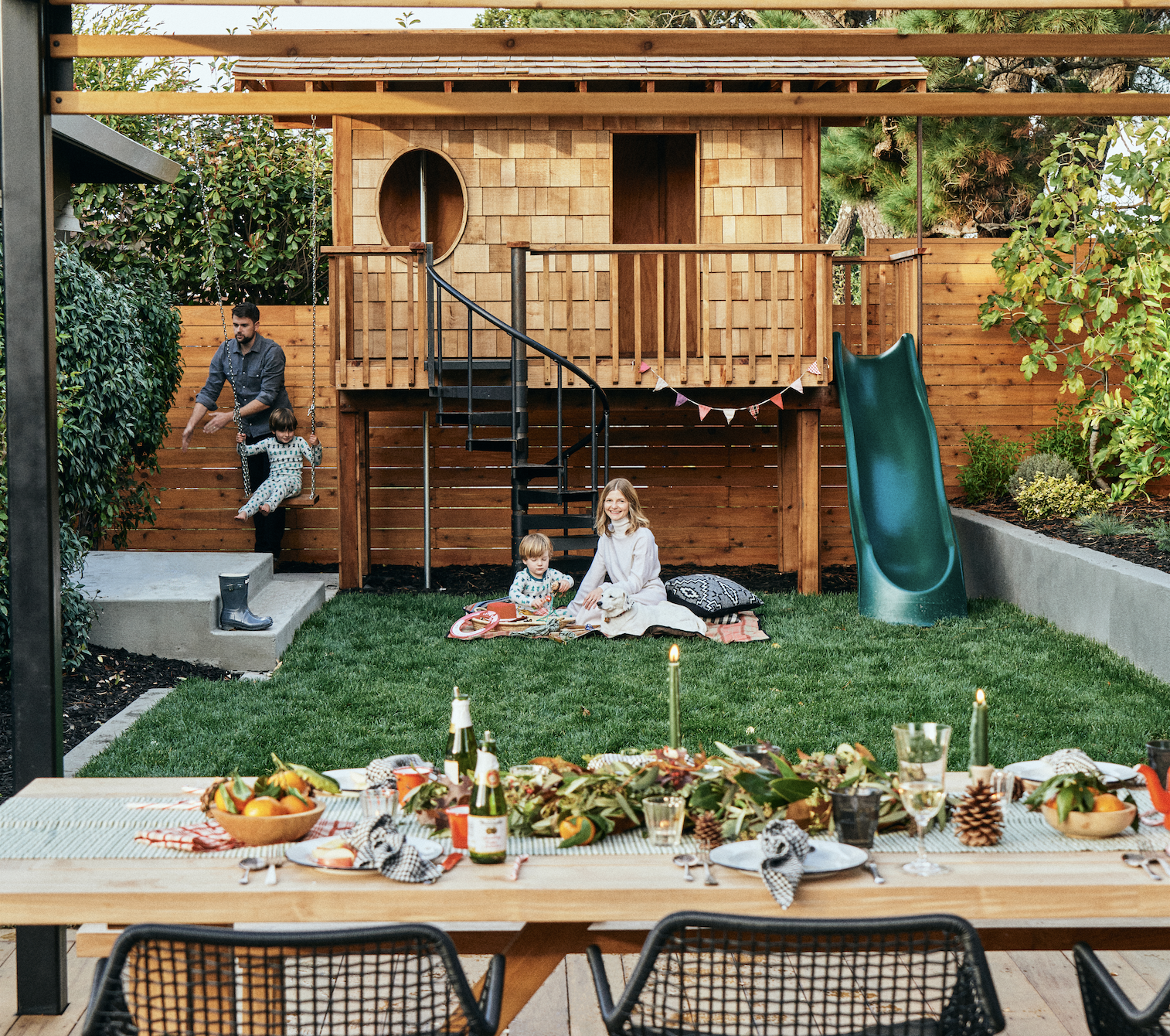 Creating an Ultimate Backyard Playground:
Tips for Designing a Kid-Friendly Outdoor Oasis