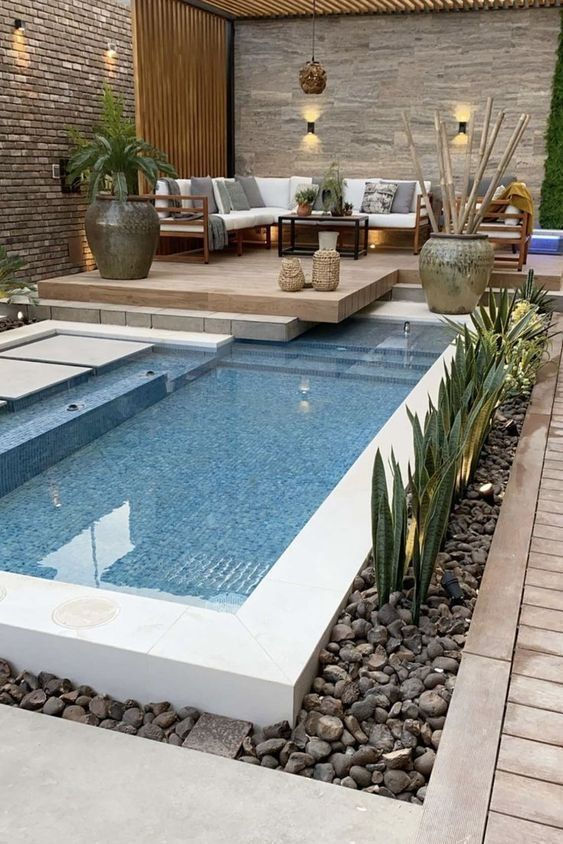 Creating the Ultimate Backyard Oasis:
Pool and Fire Pit Design Ideas