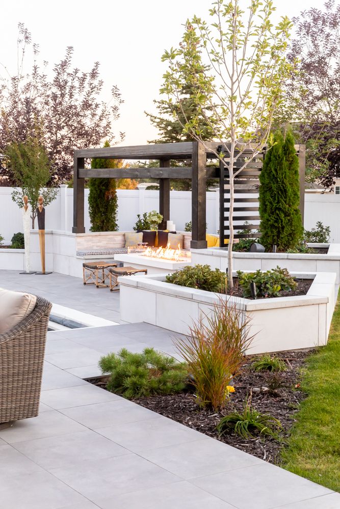 Designing Your Outdoor Oasis: The Beauty
of Rectangle Backyards