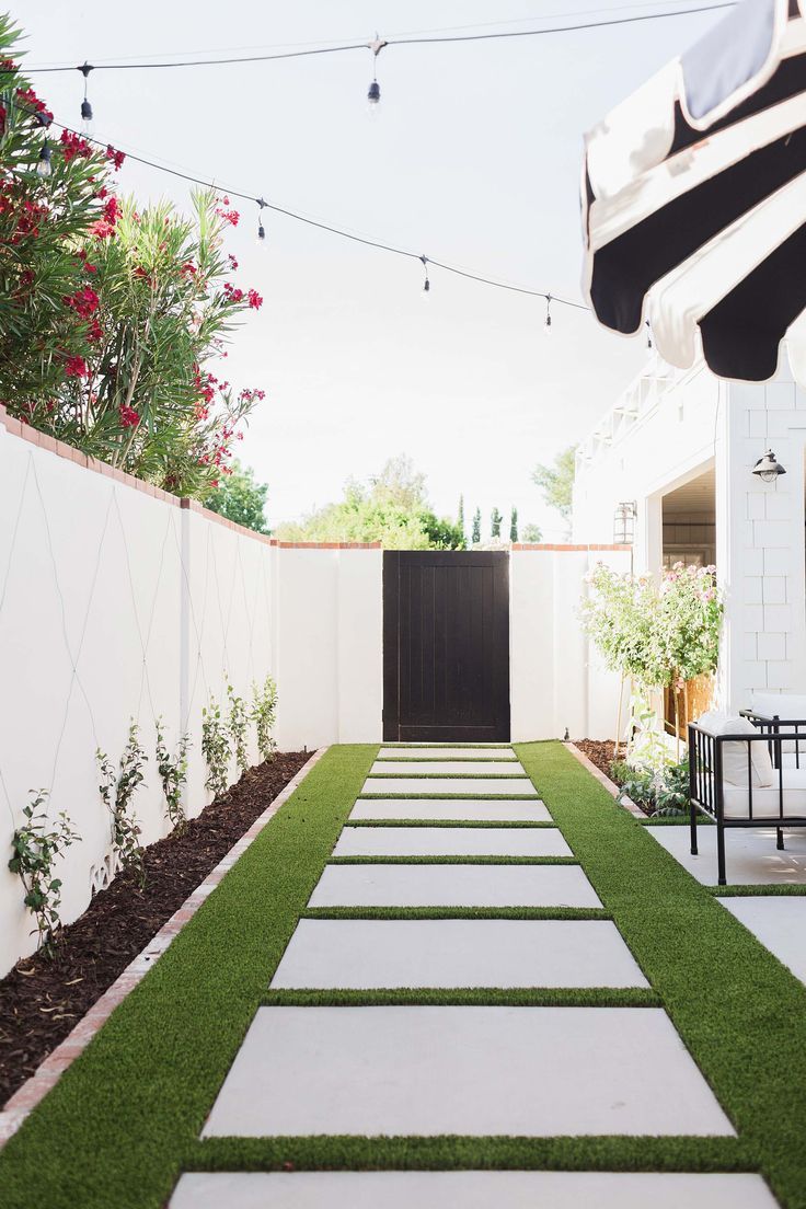 Easy DIY Backyard Landscaping Ideas for a
Stunning Outdoor Space