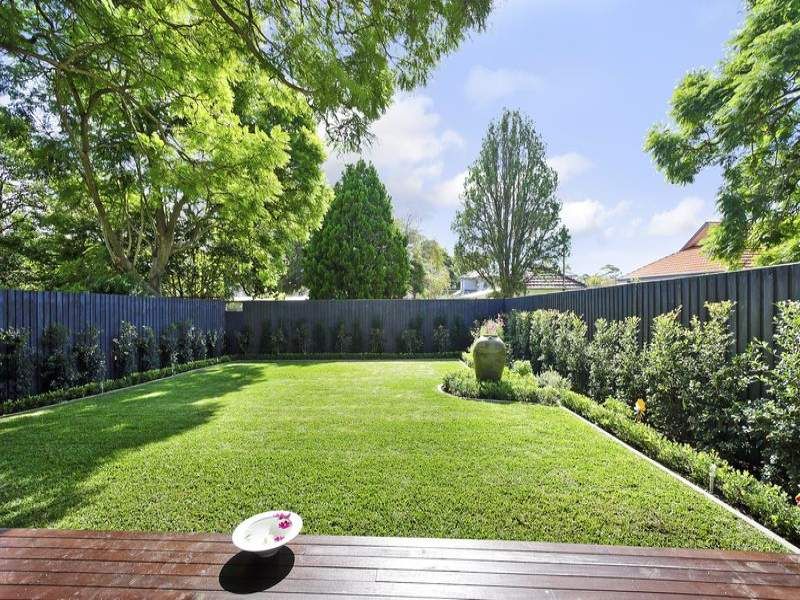 Easy Tips for Stunning Backyard
Landscaping