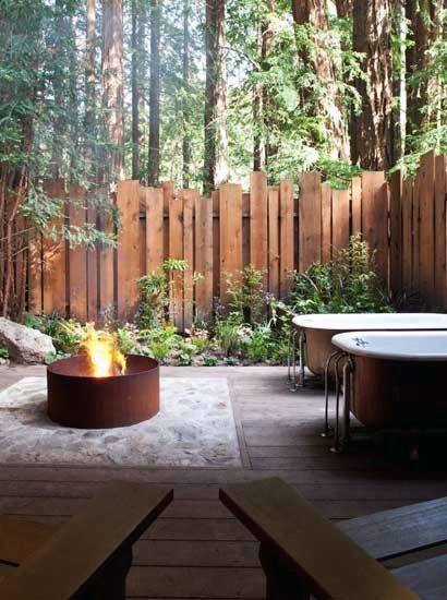 Enhance Your Outdoor Oasis: Creative
Backyard Fence Design Ideas