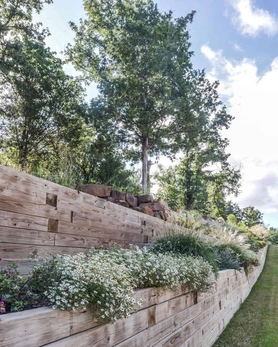 Enhancing Your Outdoor Space: The
Benefits of a Retaining Wall in Backyard Design