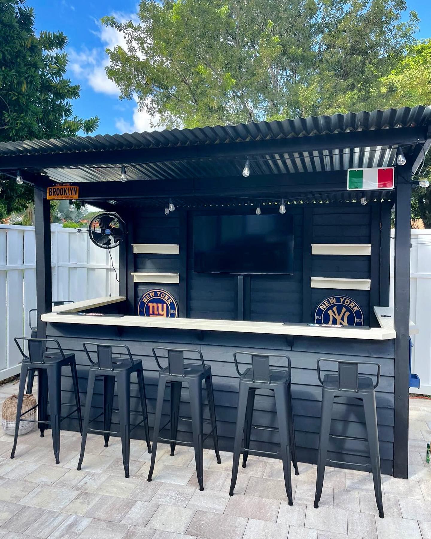 Fire Up the Flavor: The Ultimate Guide to
Creating a Backyard Bar and Grill Oasis