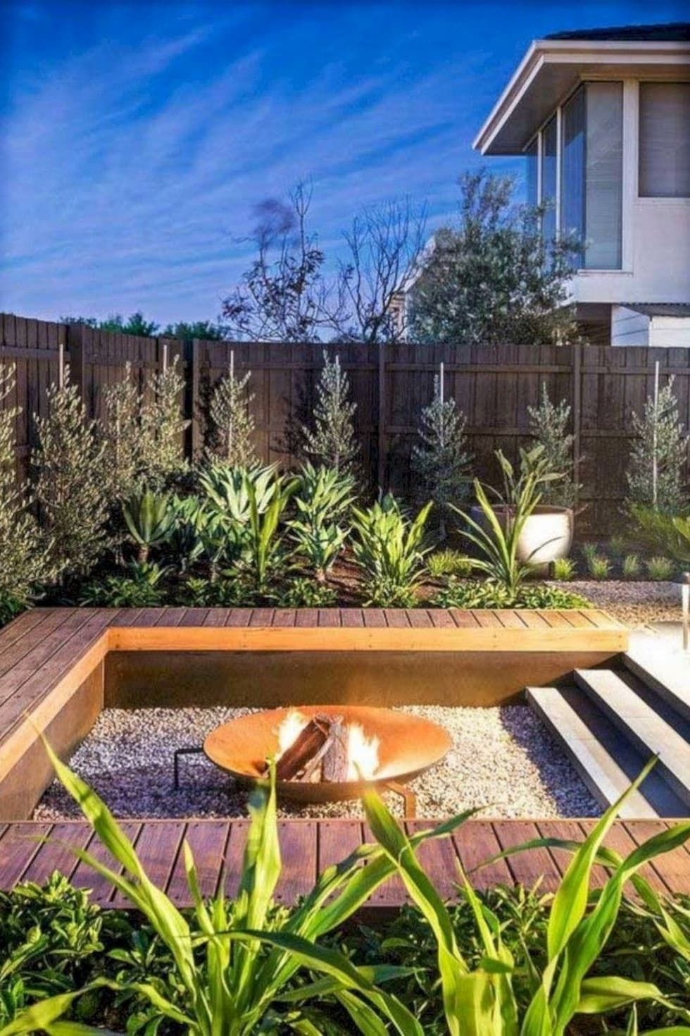 Frugal and Fabulous: Budget-Friendly
Backyard Design Ideas