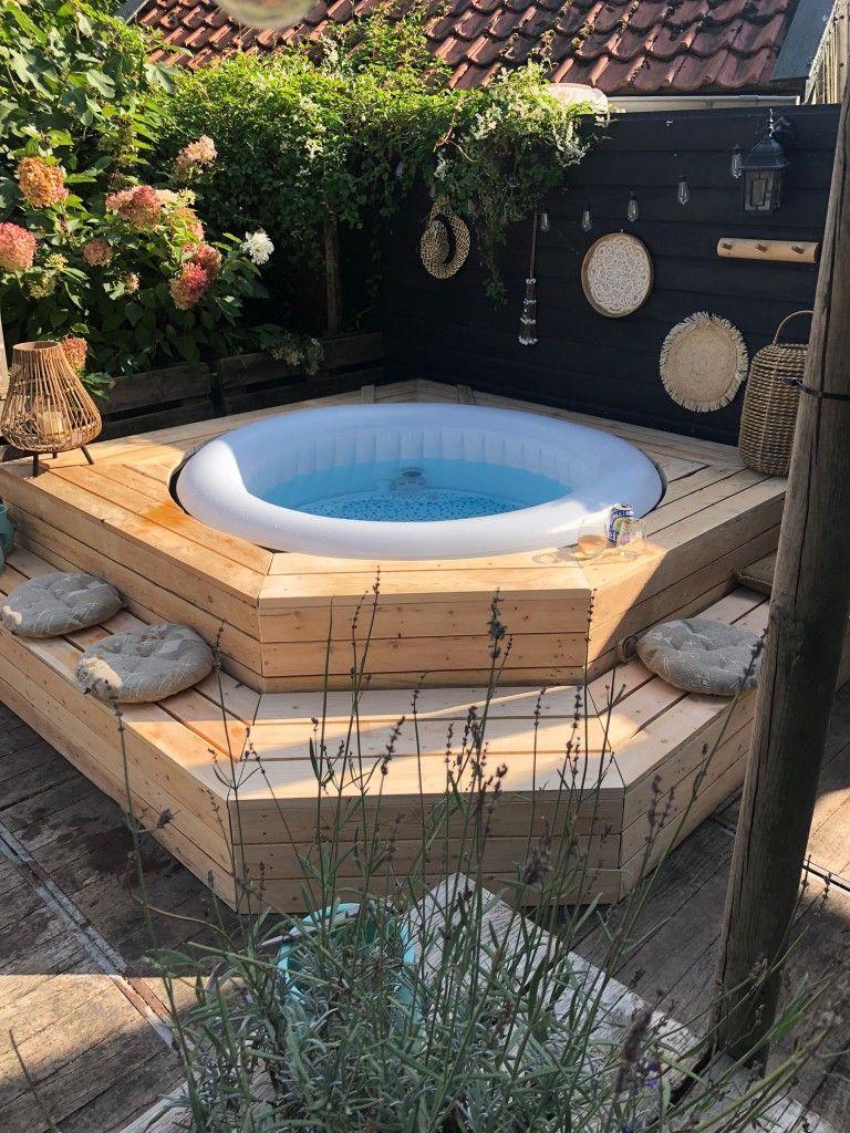 Inviting Outdoor Oasis: Transform Your
Backyard with a Stylish Hot Tub Design