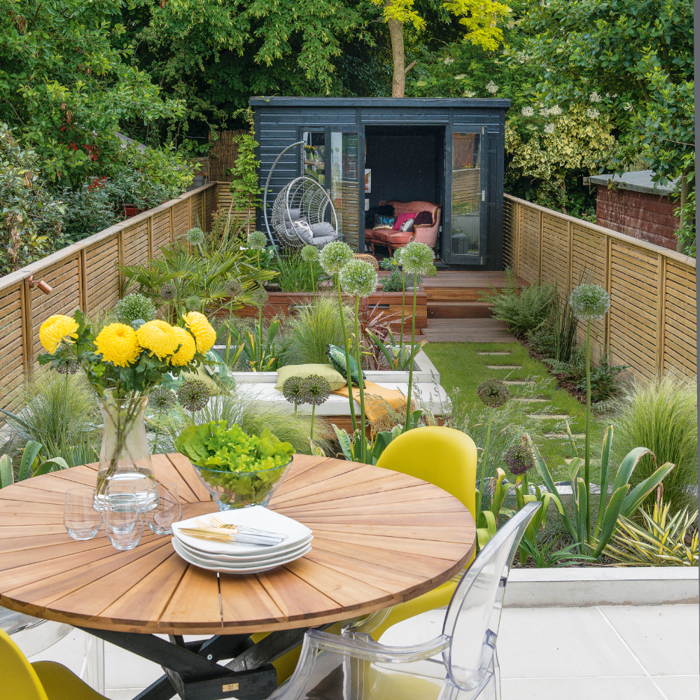 Maximizing Small Spaces: Creative Narrow
Backyard Design Ideas