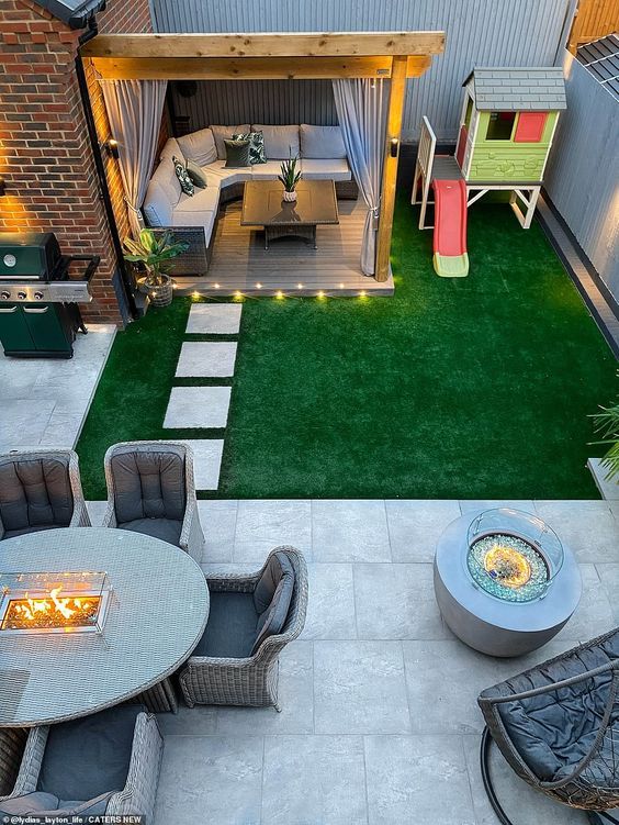 Maximizing Space: Tips for Designing a
Stylish Small Yard Backyard