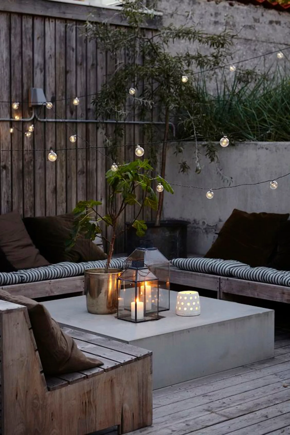 Maximizing Space: Transforming Your Small
Backyard into a Stylish Patio Oasis