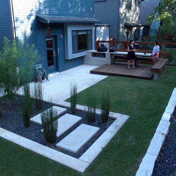 Maximizing Space: Designing a Stylish
Small Backyard Patio