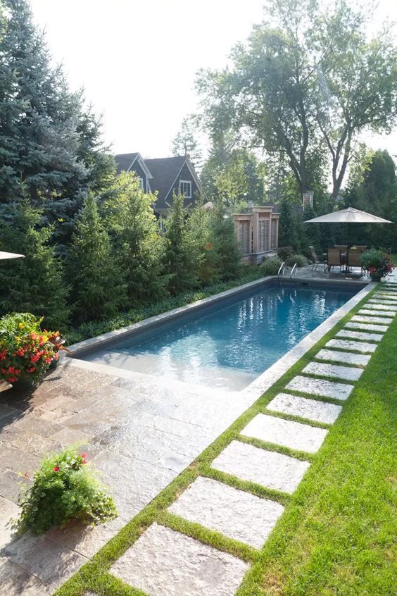 The Ultimate Guide to Backyard Pool
Landscaping: Creating a Summer Oasis