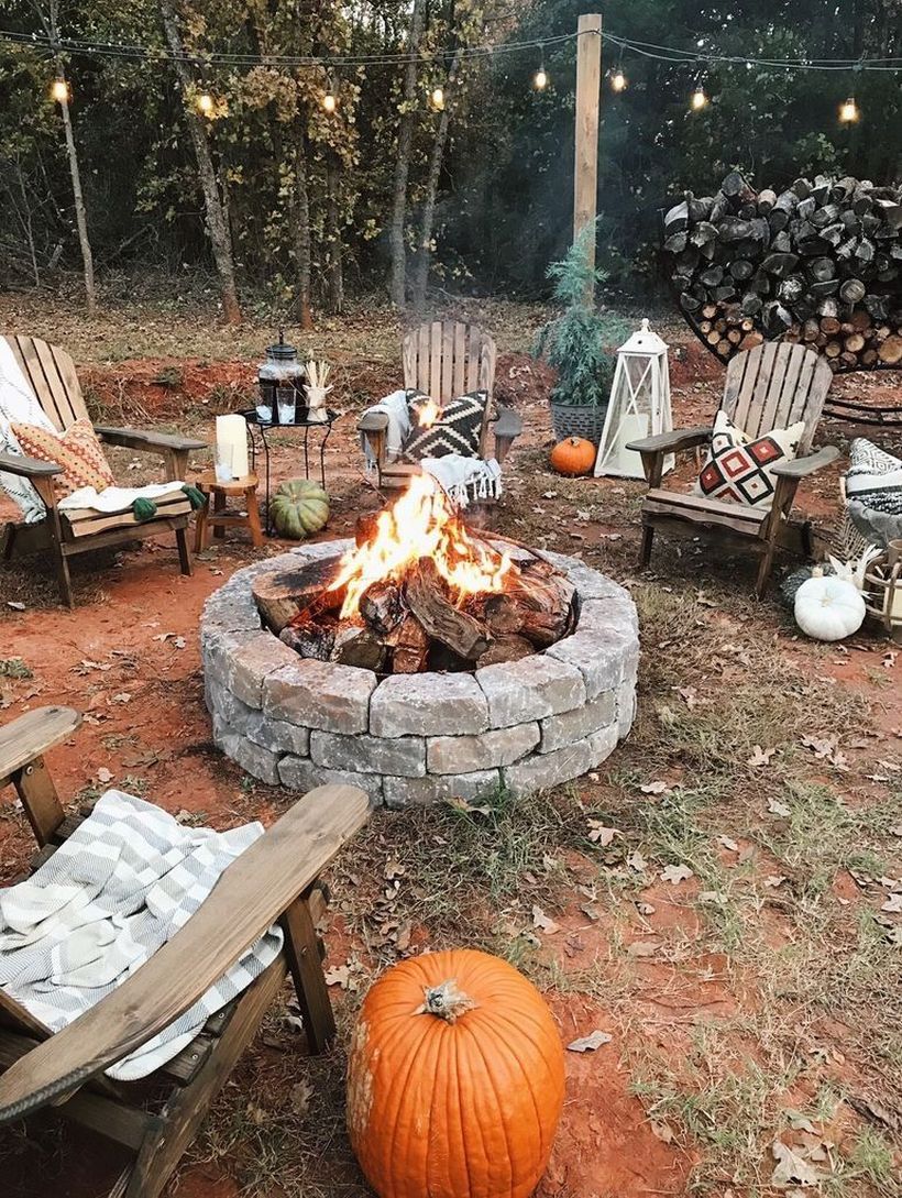 The Ultimate Guide to Transforming Your
Backyard with a Stylish Fire Pit Design