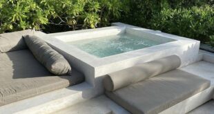 backyard design with jacuzzi