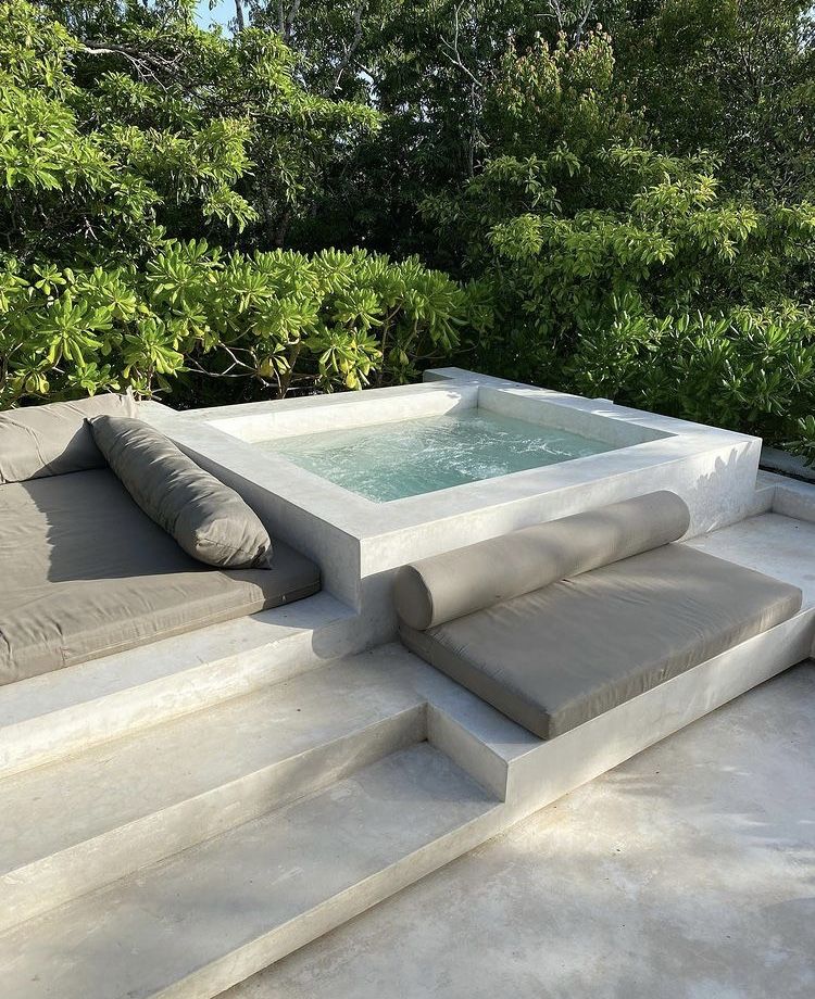 Transform Your Backyard Oasis: Tips for
Designing the Perfect Jacuzzi Retreat