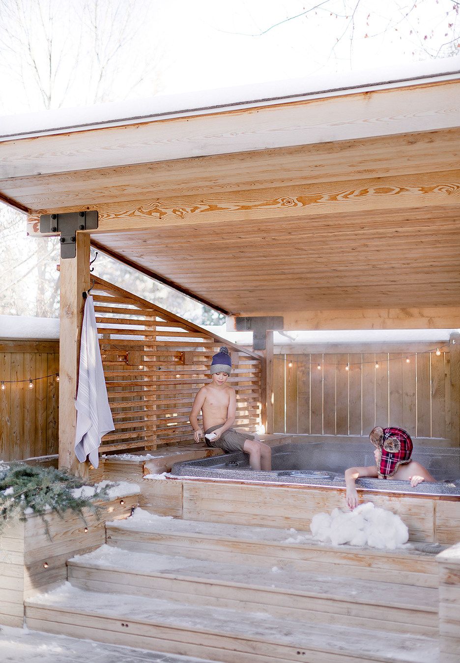 Transform Your Backyard with a Stunning
Hot Tub Design